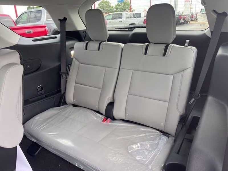 2026 Agate Black Metallic Ford Explorer Active w/200A Pkg RWD SUV