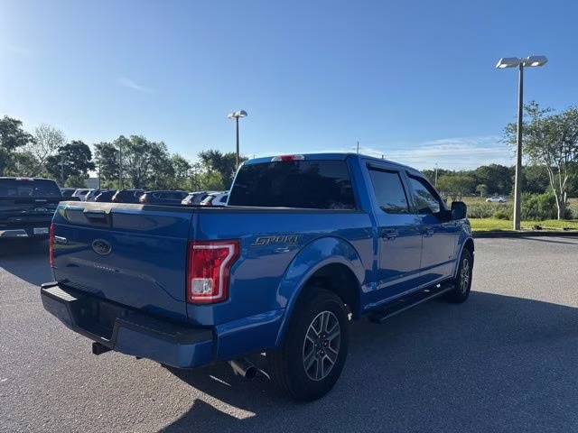 2016 Blue Flame Metallic Ford F-150 XLT Crew Cab Pickup 4X4 Truck