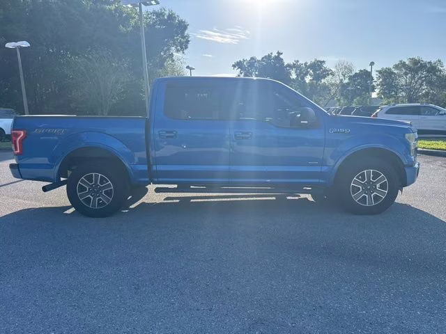 2016 Blue Flame Metallic Ford F-150 XLT Crew Cab Pickup 4X4 Truck