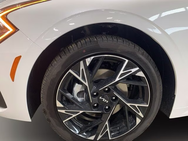 2026 Snow White Pearl Kia K5 GT-Line AWD Sedan