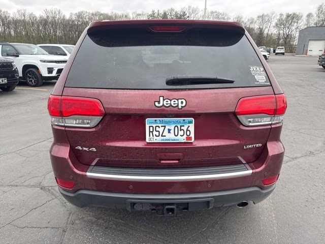 2017 Velvet Red Pearlcoat Jeep Grand Cherokee Limited 4X4 SUV