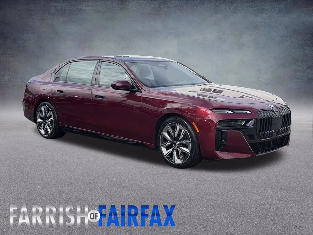 2023 Aventurin Red Metallic BMW 7 Series 740i RWD Sedan