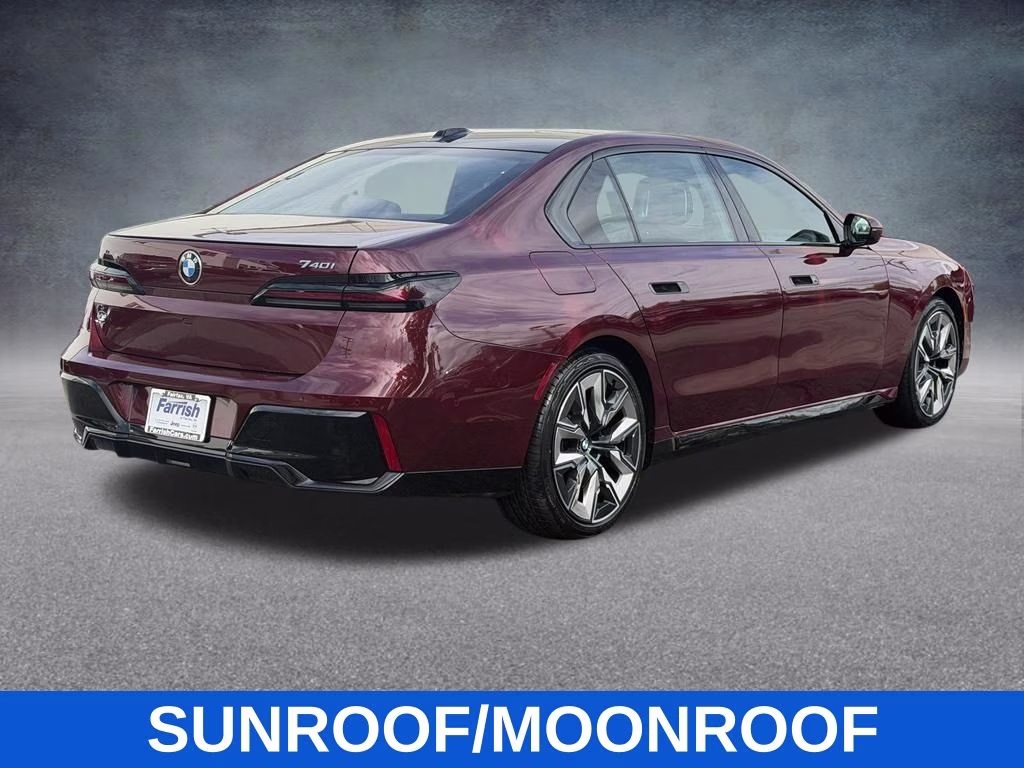 2023 Aventurin Red Metallic BMW 7 Series 740i RWD Sedan