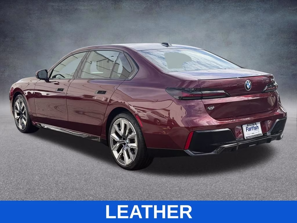 2023 Aventurin Red Metallic BMW 7 Series 740i RWD Sedan