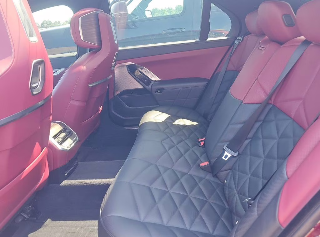 2023 Red Metallic BMW 7 Series 740i RWD Sedan