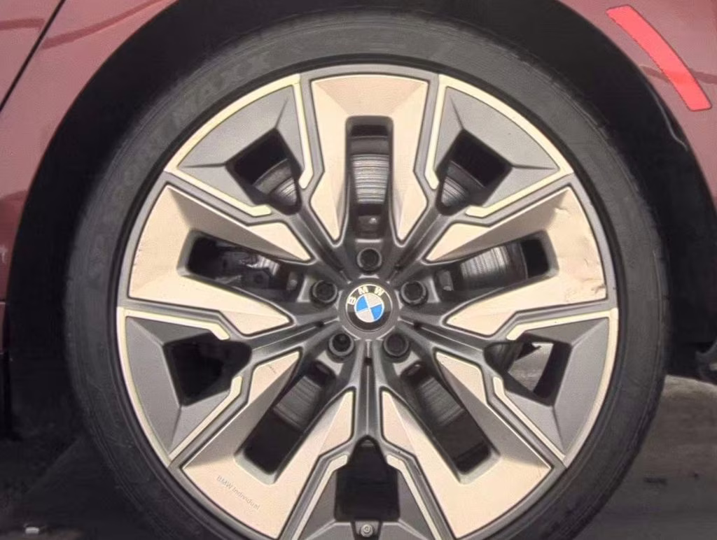 2023 Red Metallic BMW 7 Series 740i RWD Sedan