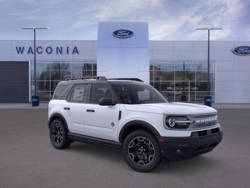 2026 Space White Metallic Ford Bronco Sport Outer Banks 4X4 SUV