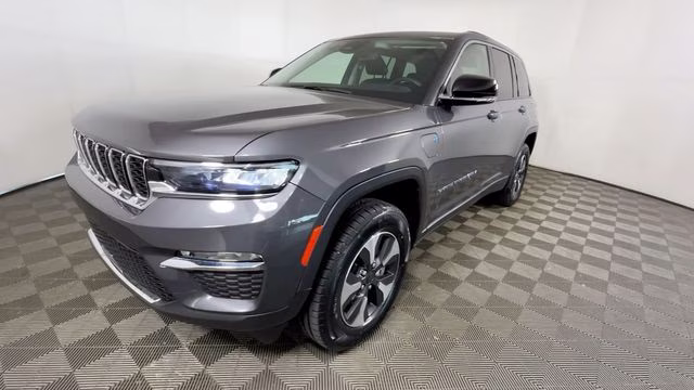 2022 Baltic Gray Metallic Clearcoat Jeep Grand Cherokee 4xe 4X4 SUV