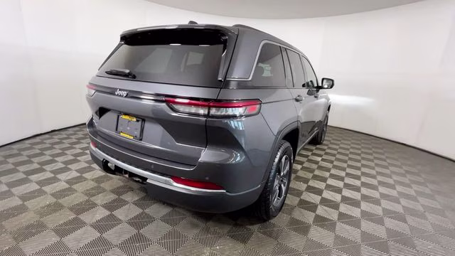 2022 Baltic Gray Metallic Clearcoat Jeep Grand Cherokee 4xe 4X4 SUV