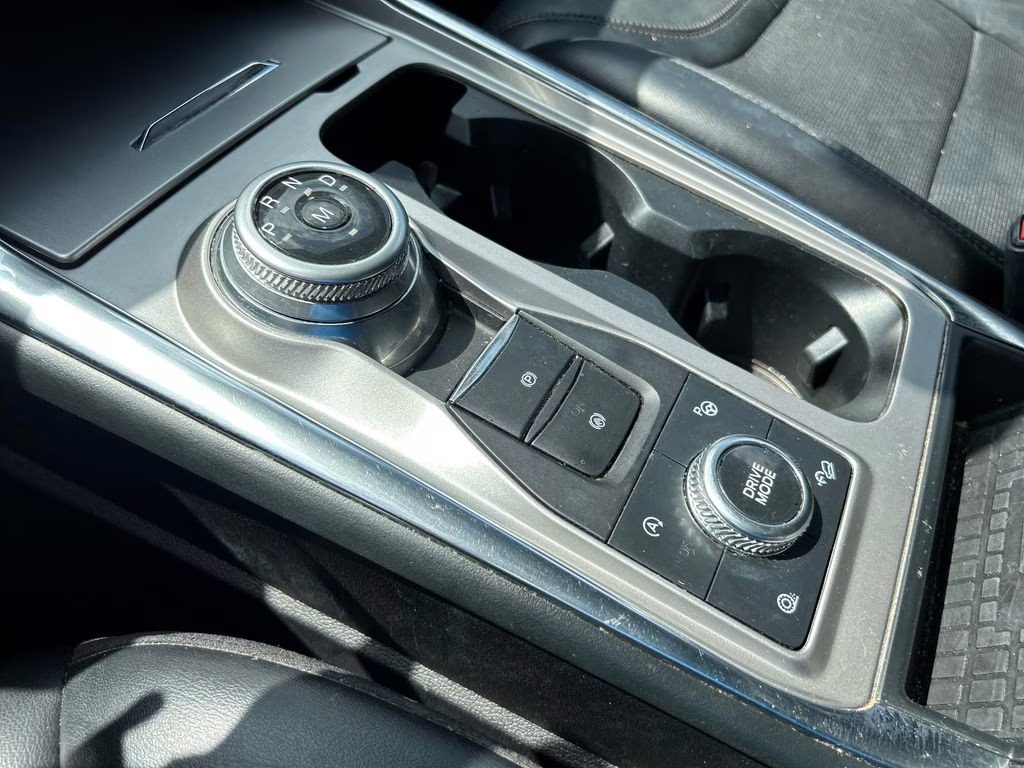 2020 Agate Black Metallic Ford Explorer Platinum 4X4 SUV