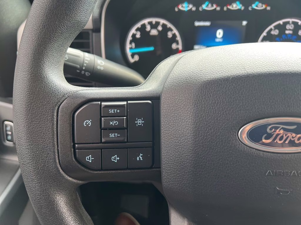 2022 Oxford White Ford F-150 XLT 4X4 Truck