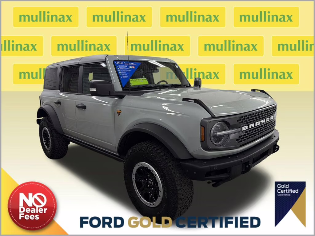 2023 Cactus Gray Ford Bronco Badlands 4X4 SUV