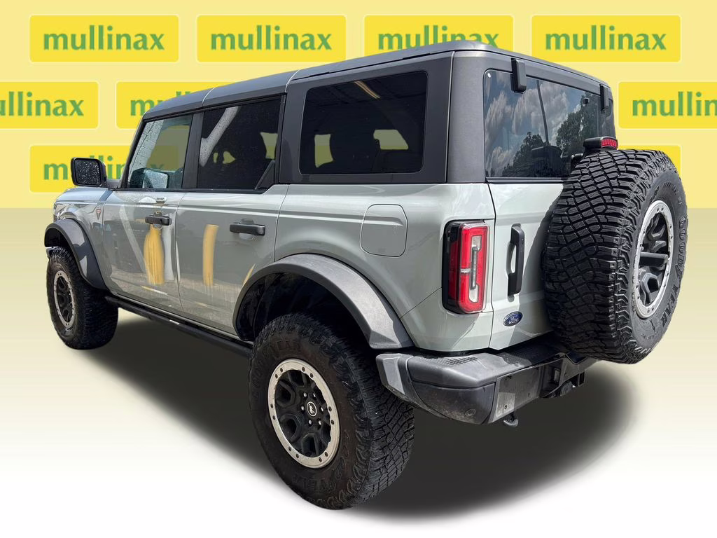 2023 Cactus Gray Ford Bronco Badlands 4X4 SUV