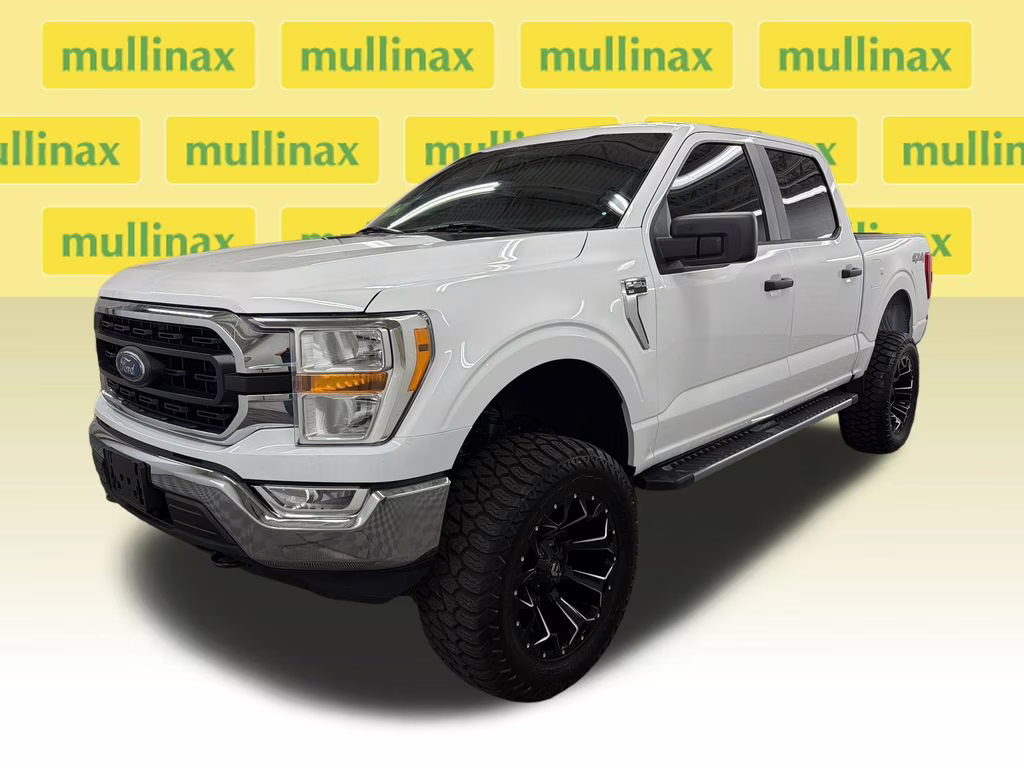 2022 Oxford White Ford F-150 XLT 4X4 Truck