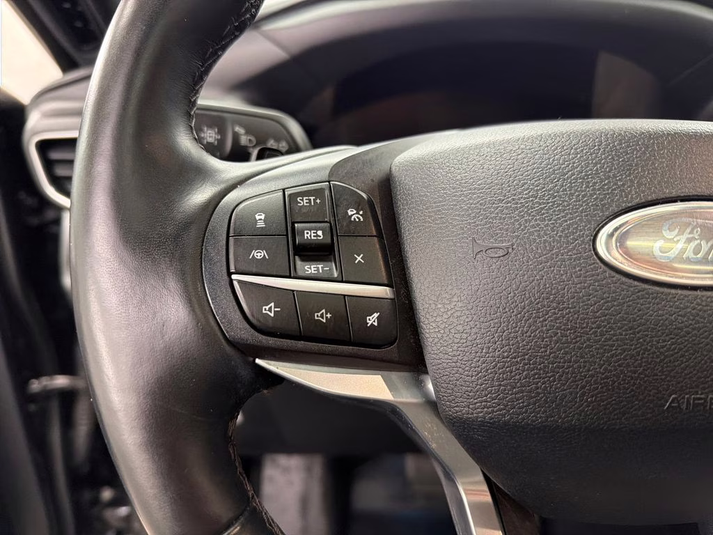 2020 Agate Black Metallic Ford Explorer Platinum 4X4 SUV