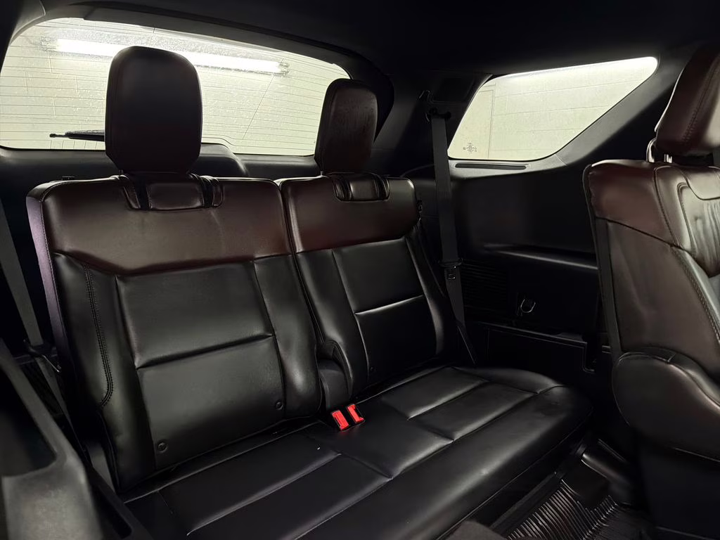 2020 Agate Black Metallic Ford Explorer Platinum 4X4 SUV