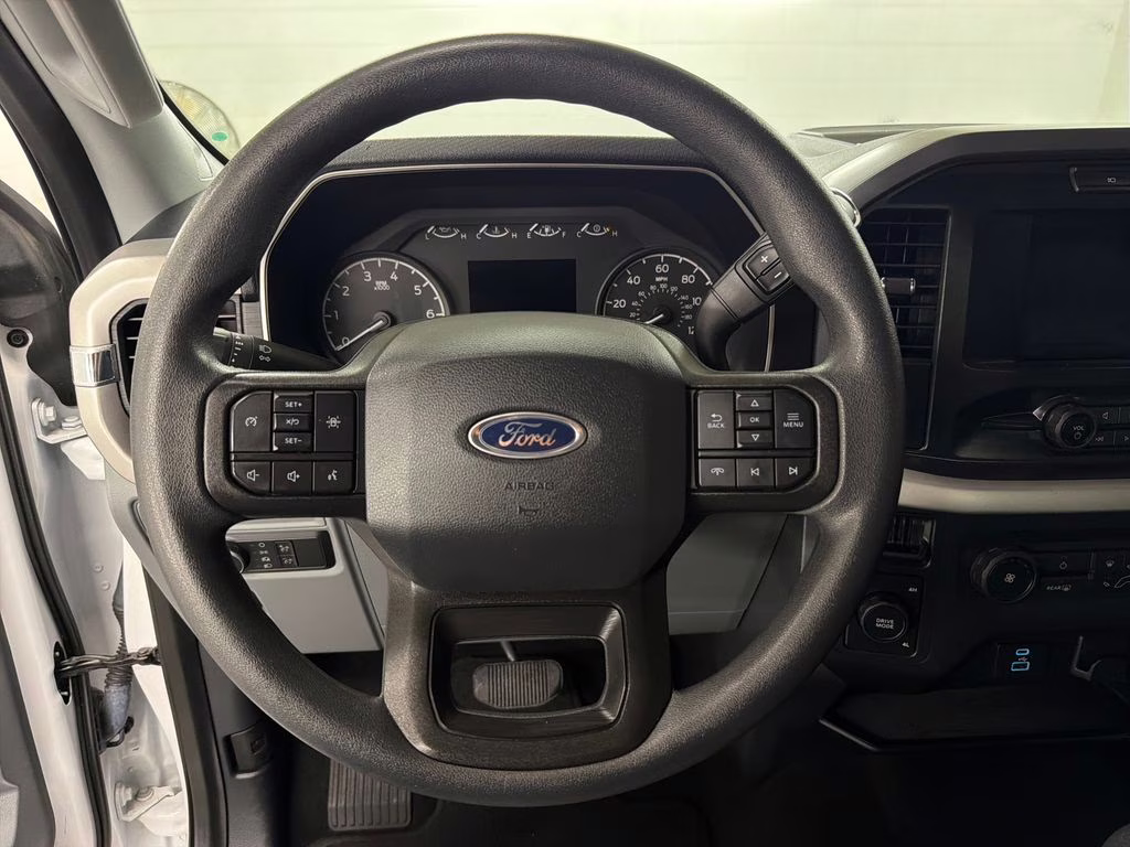 2022 Oxford White Ford F-150 XLT 4X4 Truck