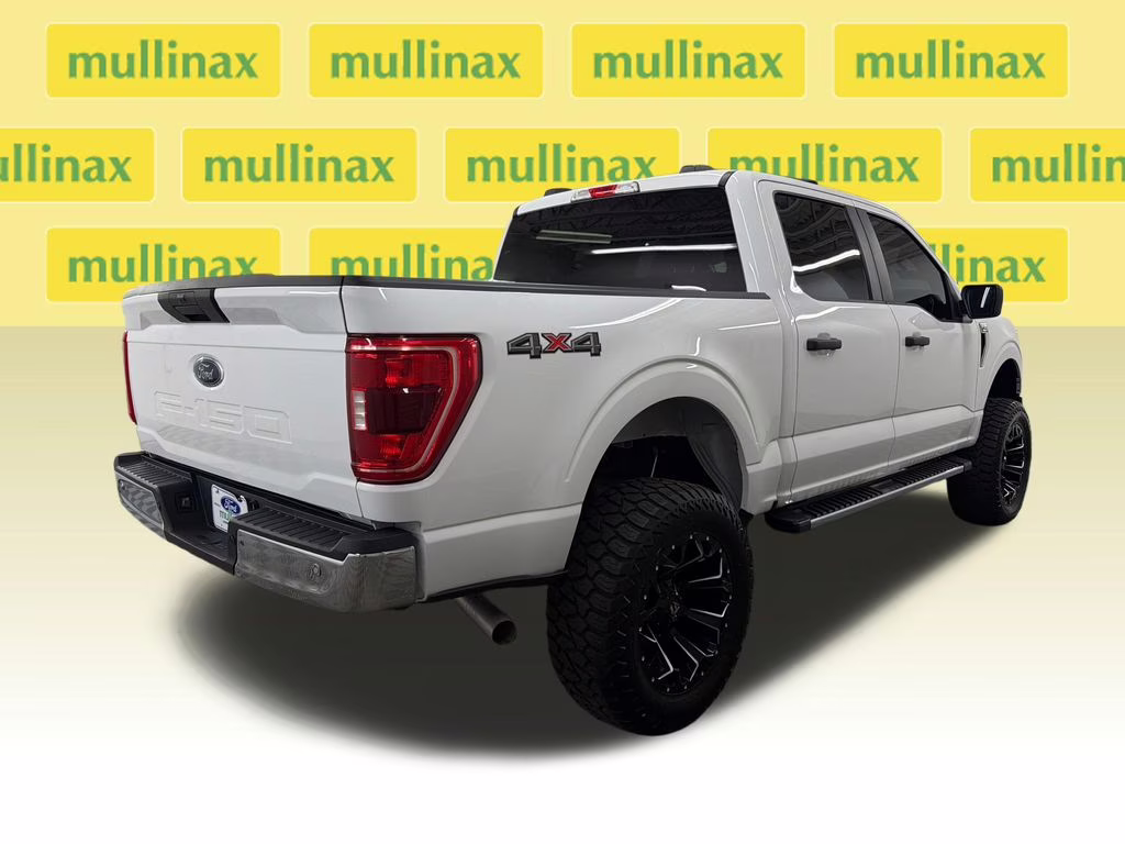 2022 Oxford White Ford F-150 XLT 4X4 Truck