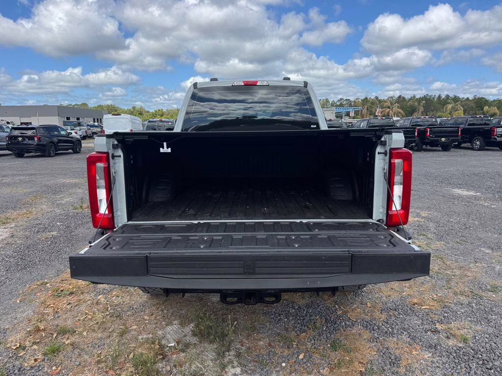 2026 Avalanche Ford Super Duty F-250 SRW XL STX DIESEL (LVL/37s) 4X4 Truck