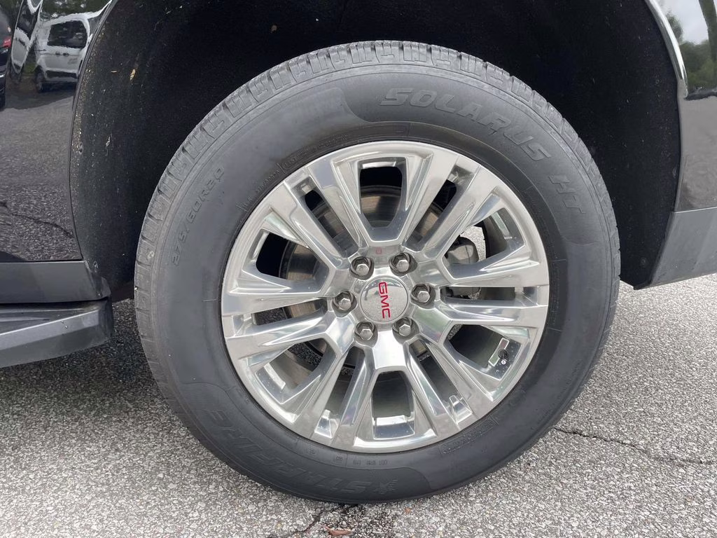 2024 Onyx Black GMC Yukon XL Denali 4X4 SUV