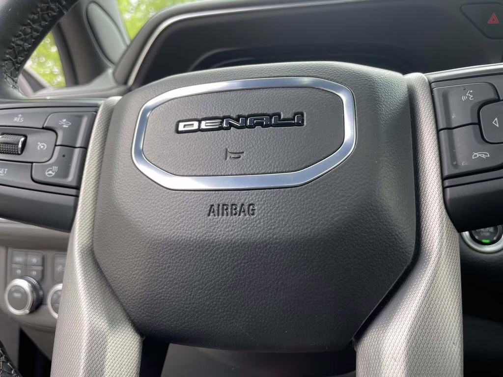 2024 Onyx Black GMC Yukon XL Denali 4X4 SUV
