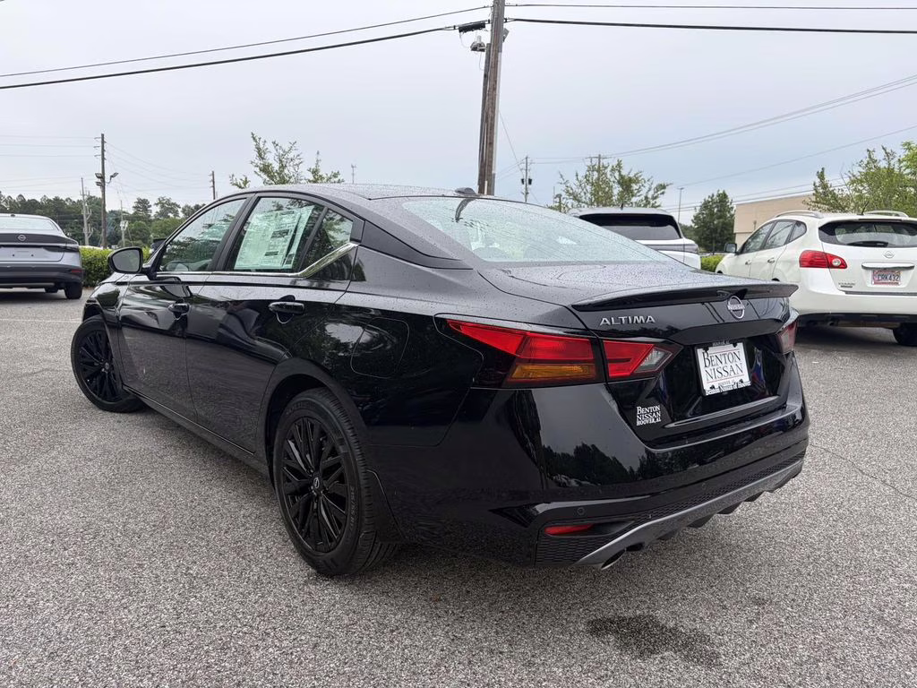 2026 Super Black Clearcoat Nissan Altima 2.5 SV FWD Sedan