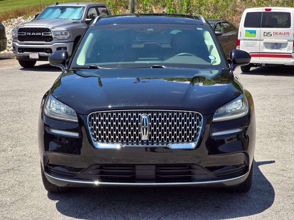 2022 Black Metallic Lincoln Corsair Standard FWD SUV