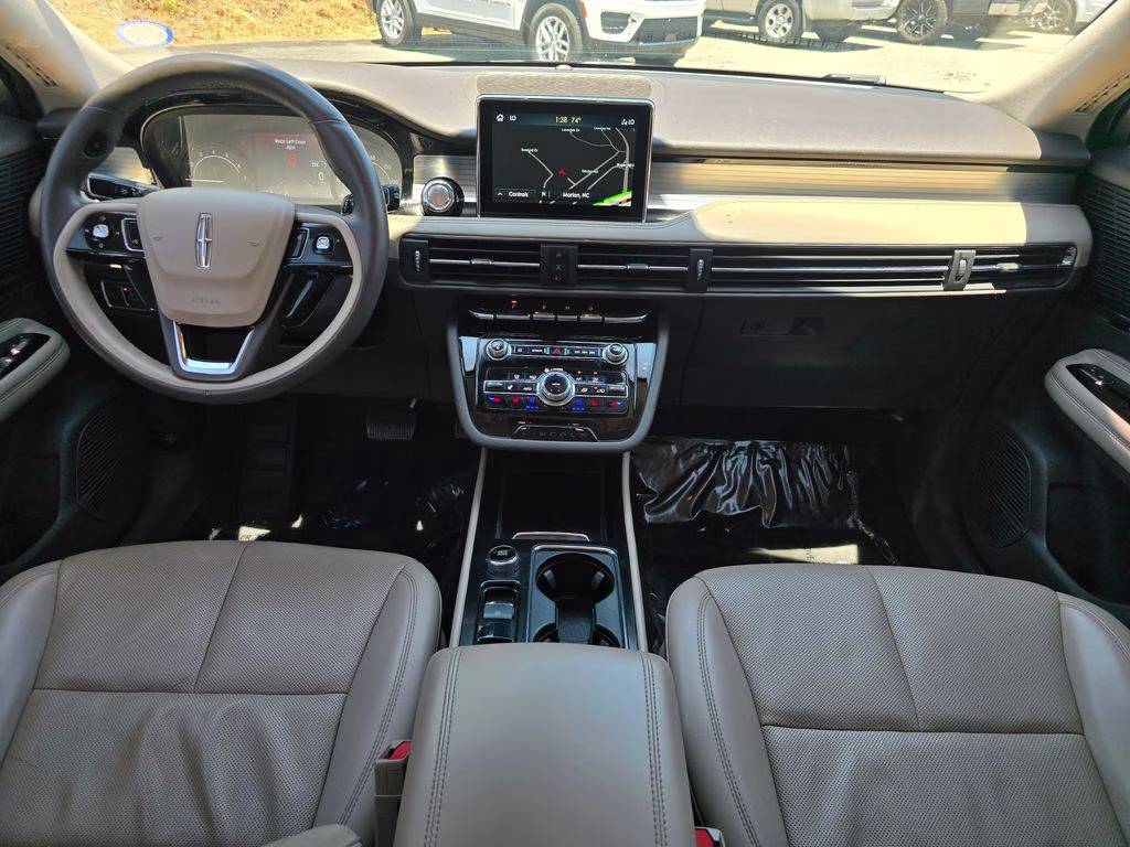 2022 Black Metallic Lincoln Corsair Standard FWD SUV