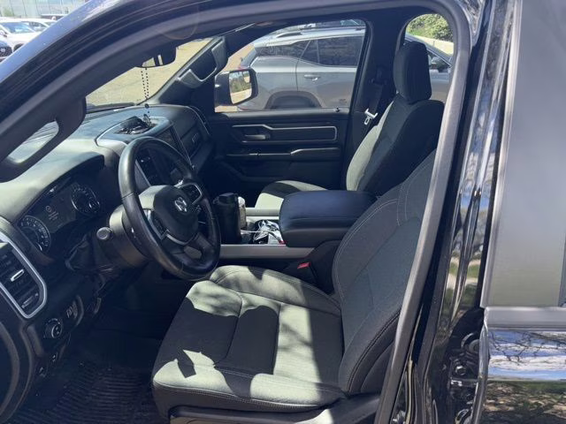 2022 Diamond Black Crystal Pearlcoat Ram 1500 Big Horn/Lone Star 4X4 Truck