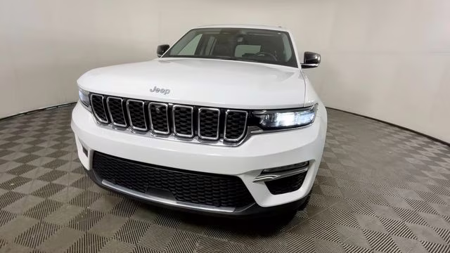 2022 Bright White Clearcoat Jeep Grand Cherokee 4xe 4X4 SUV