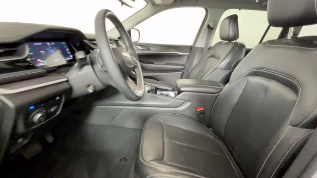 2022 Bright White Clearcoat Jeep Grand Cherokee 4xe 4X4 SUV