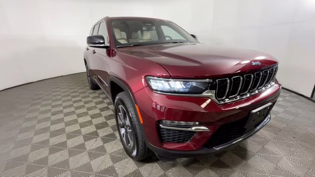 2023 Velvet Red Pearlcoat Jeep Grand Cherokee 4xe 4X4 SUV