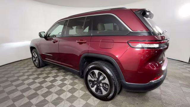 2023 Velvet Red Pearlcoat Jeep Grand Cherokee 4xe 4X4 SUV