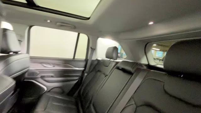 2023 Baltic Gray Metallic Clearcoat Jeep Grand Cherokee 4xe 4X4 SUV