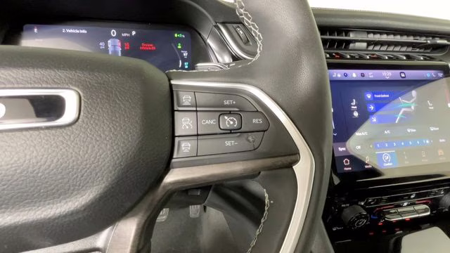 2023 Baltic Gray Metallic Clearcoat Jeep Grand Cherokee 4xe 4X4 SUV