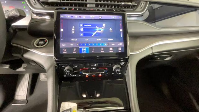 2023 Baltic Gray Metallic Clearcoat Jeep Grand Cherokee 4xe 4X4 SUV