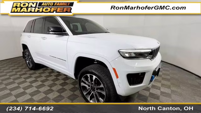 2023 Bright White Clearcoat Jeep Grand Cherokee Overland 4xe 4X4 SUV