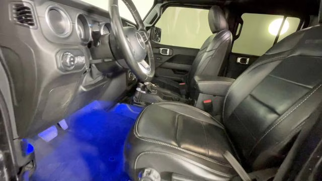 2021 Granite Crystal Metallic Clearcoat Jeep Gladiator Overland 4X4 Truck