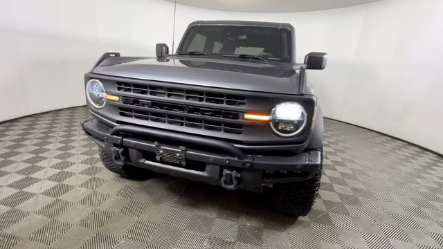 2021 Gray Metallic Ford Bronco Base 4X4 SUV
