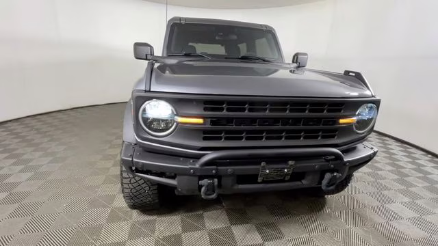 2021 Gray Metallic Ford Bronco Base 4X4 SUV
