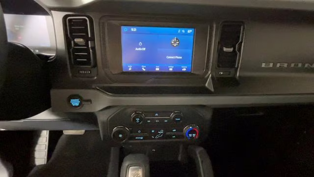 2021 Gray Metallic Ford Bronco Base 4X4 SUV