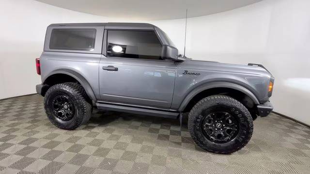 2021 Gray Metallic Ford Bronco Base 4X4 SUV