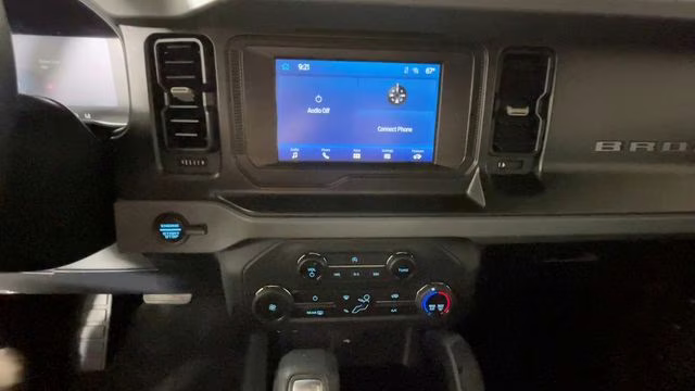 2021 Gray Metallic Ford Bronco Base 4X4 SUV