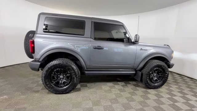 2021 Gray Metallic Ford Bronco Base 4X4 SUV
