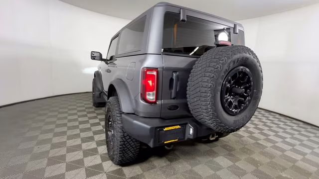 2021 Gray Metallic Ford Bronco Base 4X4 SUV
