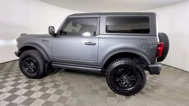 2021 Gray Metallic Ford Bronco Base 4X4 SUV