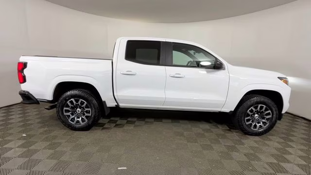 2024 Summit White Chevrolet Colorado Z71 4X4 Truck
