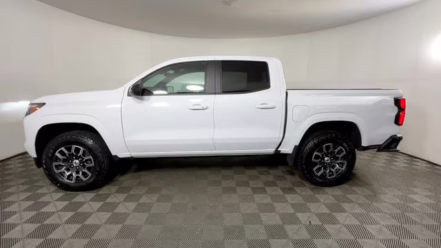 2024 Summit White Chevrolet Colorado Z71 4X4 Truck