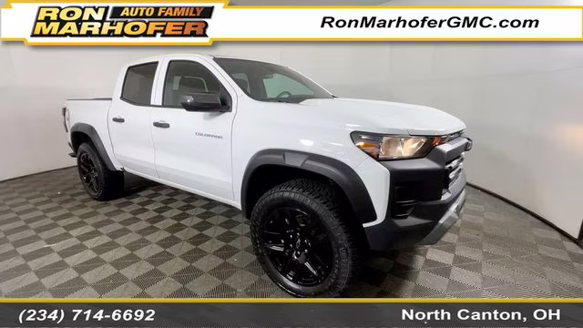 2025 Summit White Chevrolet Colorado Trail Boss 4X4 Truck
