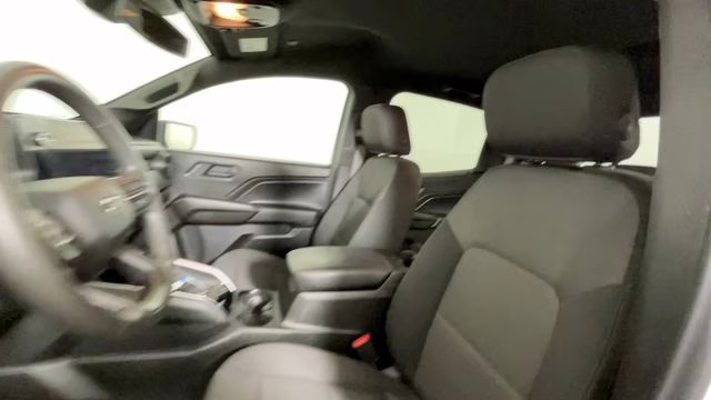 2025 Summit White Chevrolet Colorado Trail Boss 4X4 Truck
